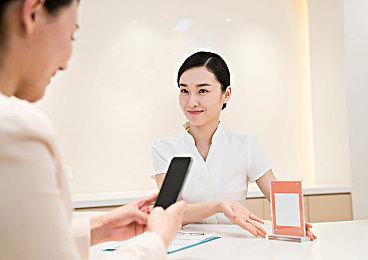 终极生存模拟游戏《末日求生》公开聚居地内会发生的各种任务与事件